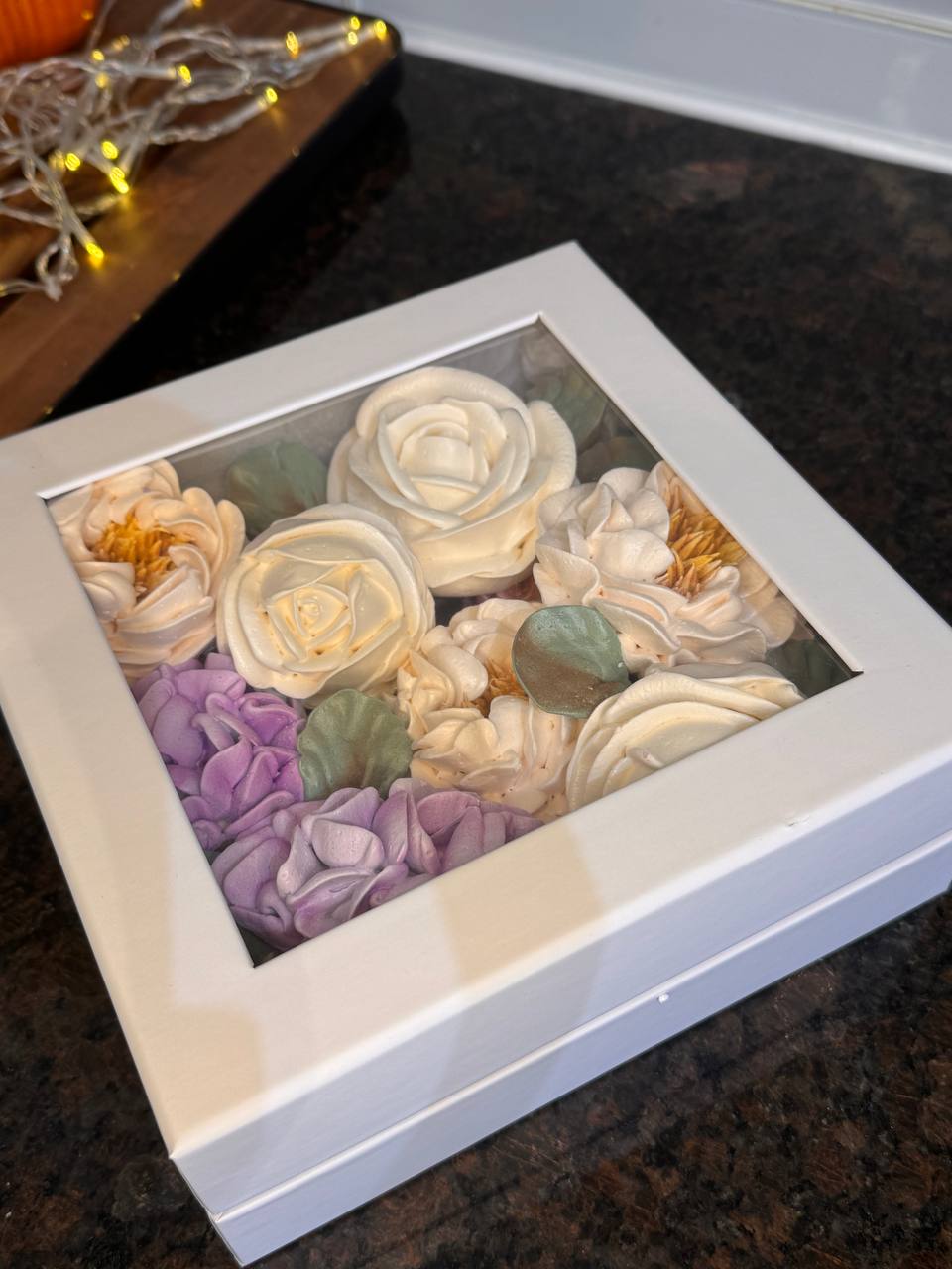 Marshmallow Flower Box – 20×20 cm (lilac)