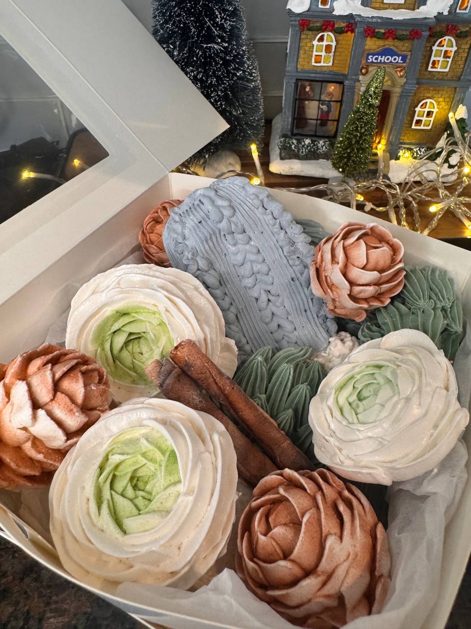 Winter Bloom Marshmallow Gift Box ❄️🌸