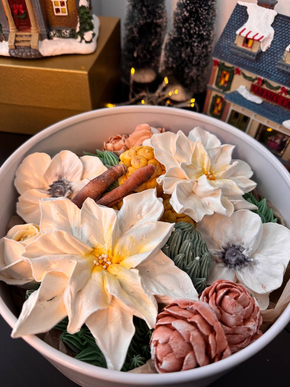 Winter Luxe Marshmallow Floral Box